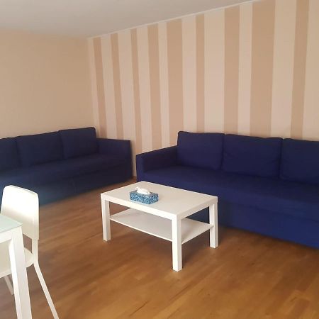 2 Rooms Cosy Apartment Near Liechtenstein Haag Екстер'єр фото
